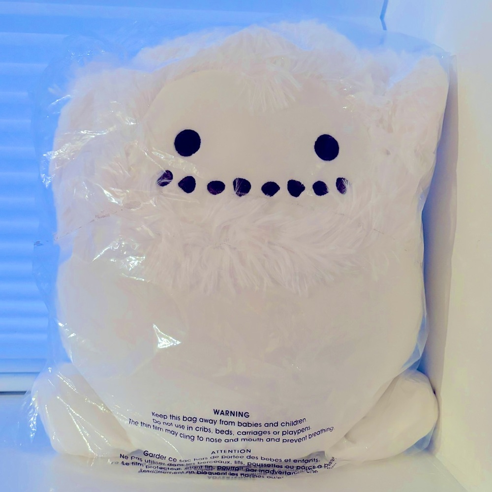 ☃️👣NWT 12” Snowman Benny, the Bigfoot, Original Squishmallow👣☃️
